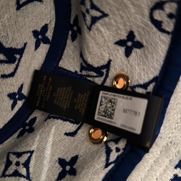 Louis Vuitton hat size Medium BNIB - Picture 5 of 5